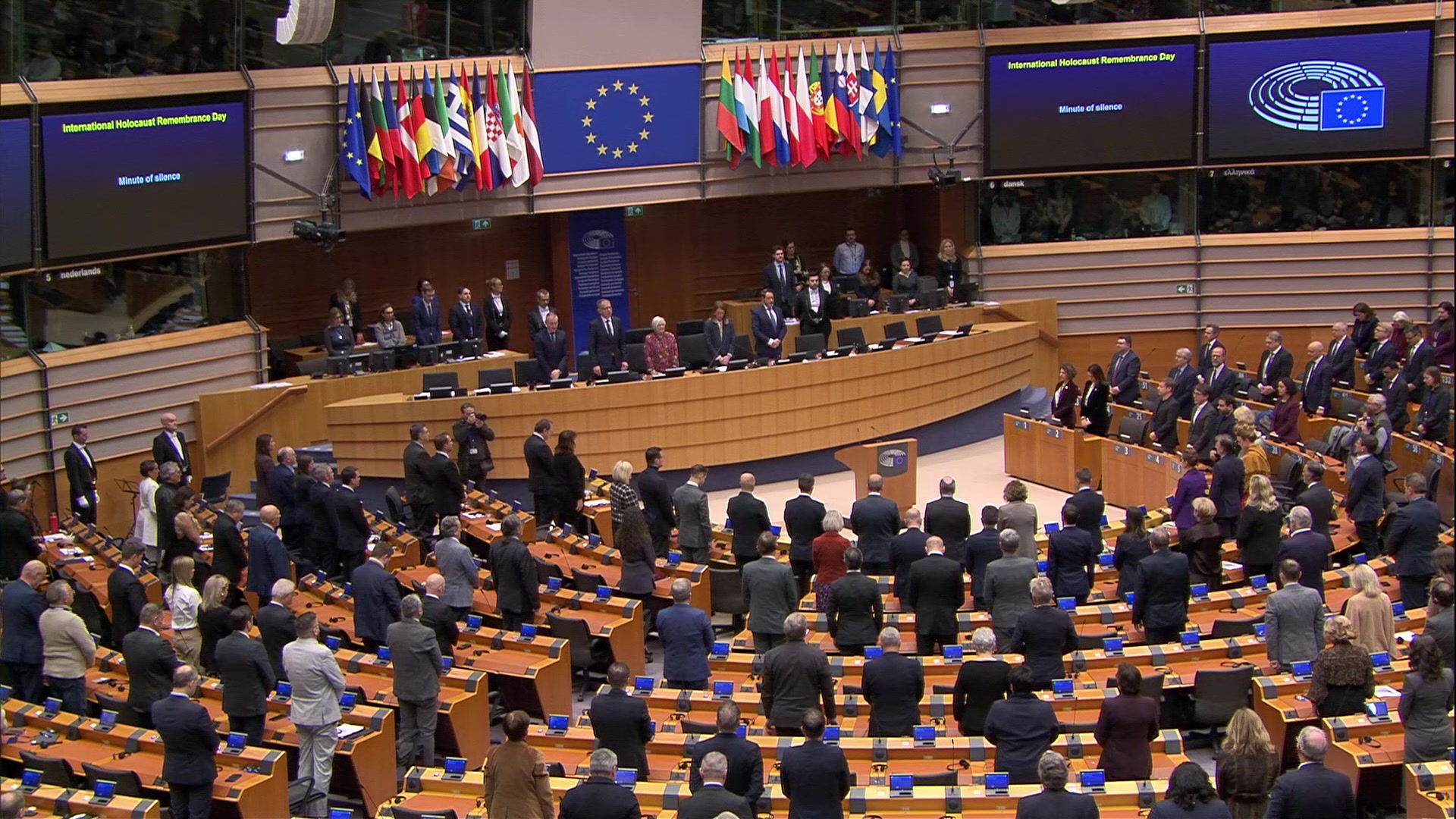 International Holocaust Remembrance Day: minute of silence in memory of Holocaust victims